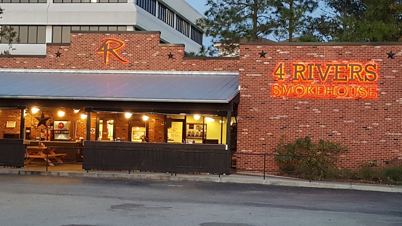 4 Rivers Smokehouse