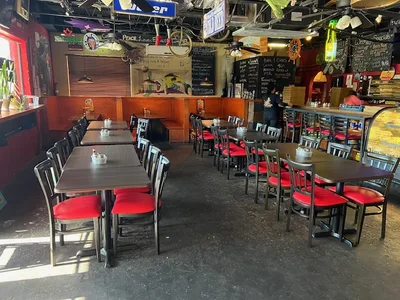 Carmines Pie House